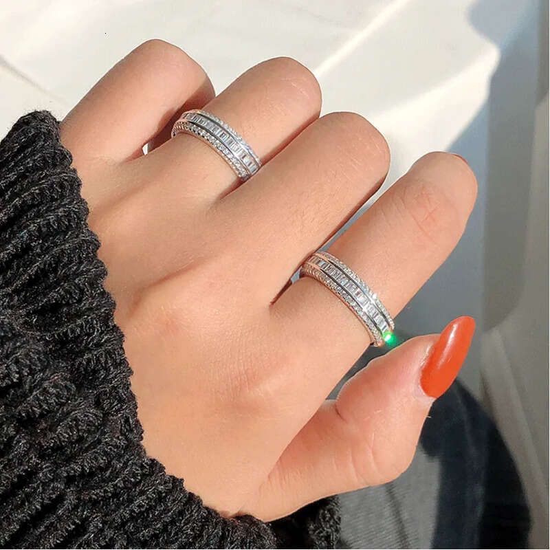 US Size 6-10 High Quality Sparkling Weddig Rings Elegant Jewelry Sterling Sier Full Princess Cut White Lab Moissanite Dia Party Eternity Women Band