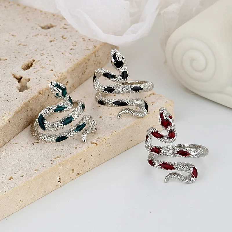 New Fashion Snake Ring Clothing Party Dance Creative Animal Ring Jewelry Accessories Party Gift Wholesale Z251017