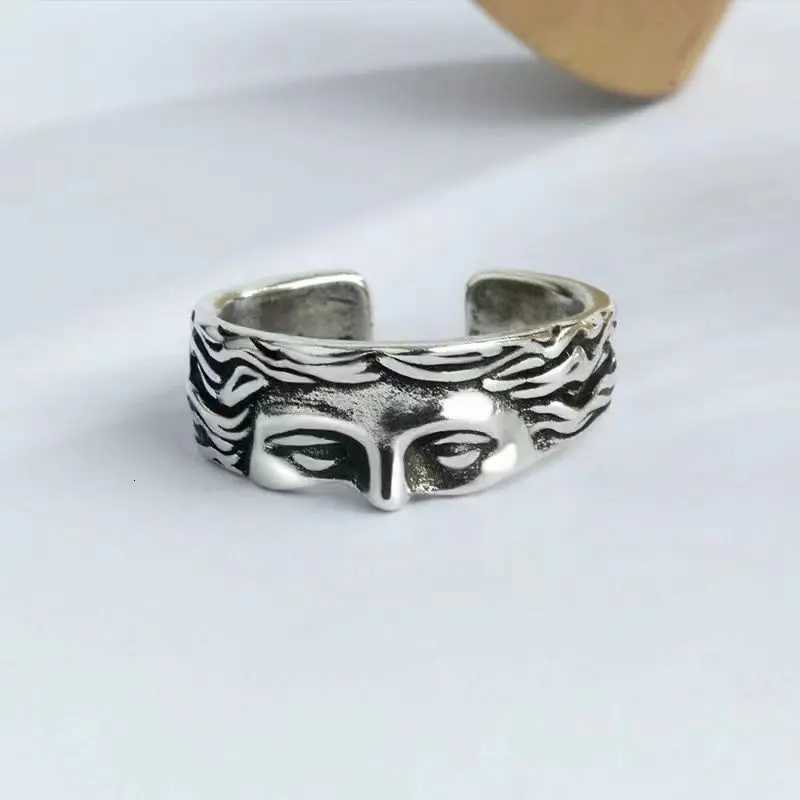 Creative Venus Half Mask Ring For Men Vintage Carving Opening Adjustable Ring Fashion Jewelry Gifts Z251017