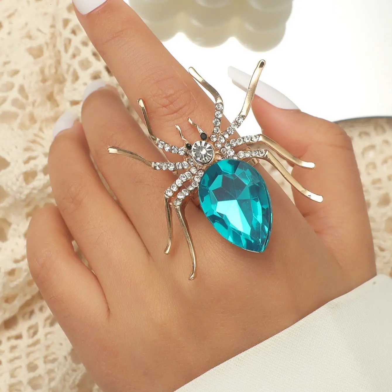 1 Piece Punk Simple Temperament Highgrade Sapphire Emerald Ruby Animal Spider Ring Ms Fashion Single Holiday Travel Z251017