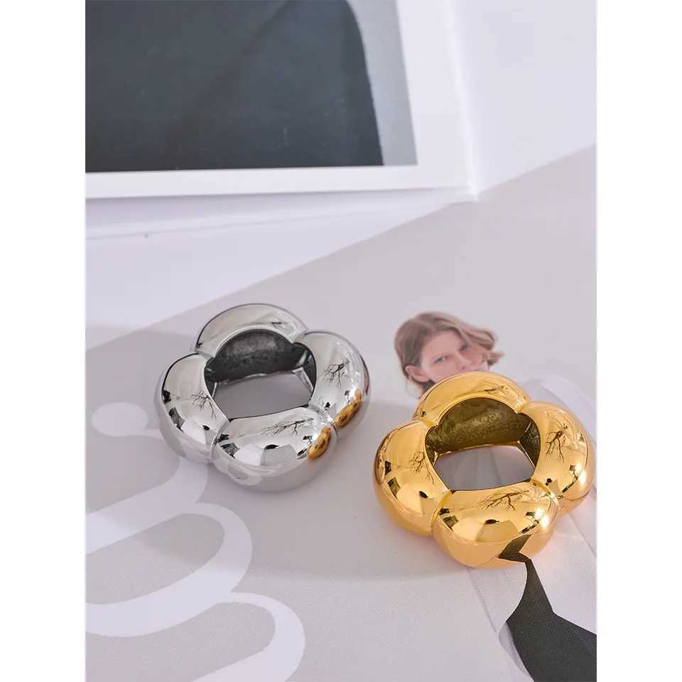 Yhpup 316l Stainless Steel Flower Hollow Big Fashion Statement Ring Waterproof Texture Jewelry Attractive Women Bijoux GiftW251017