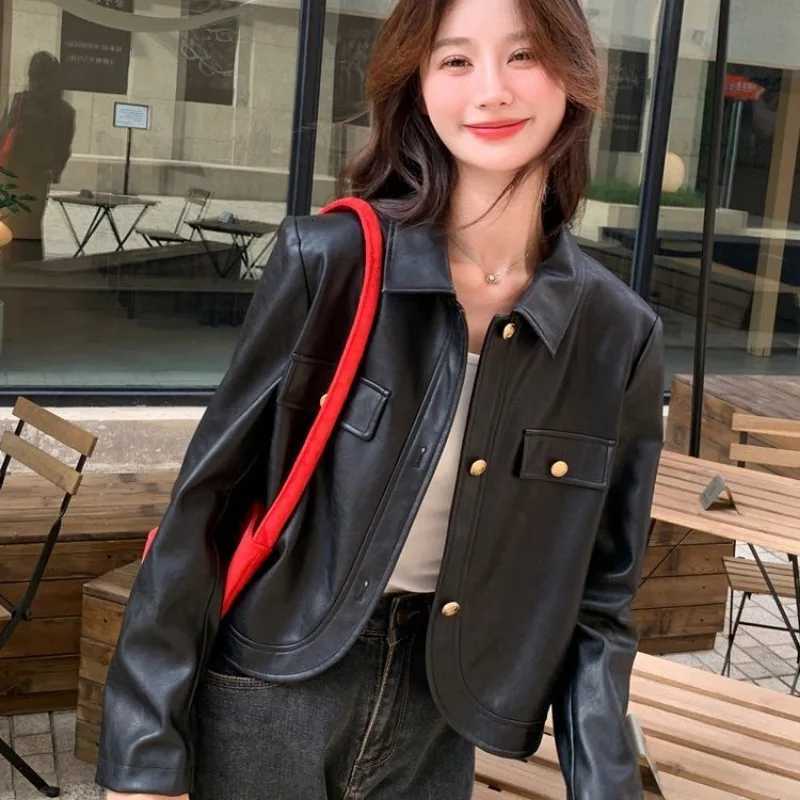 Luxury Black Leather Jacket Womens Metal Buttons Short PU Leather Jacket Long Sleeves Coat Soft Vintage Spring Autumn Top TrendT251017