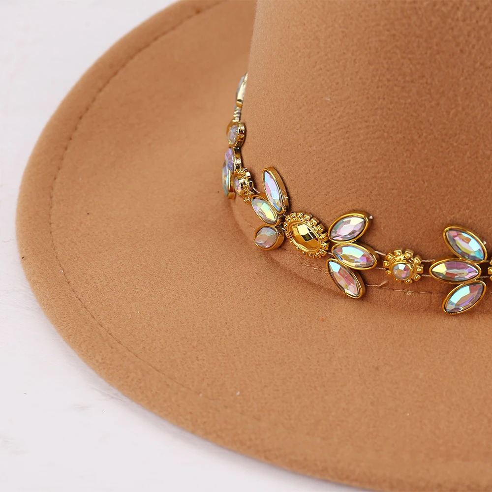 Fashionable Gold Chain Decorated Casual Breathable Single Color Versatile Simple Style Cowboy Hat for Women 251015