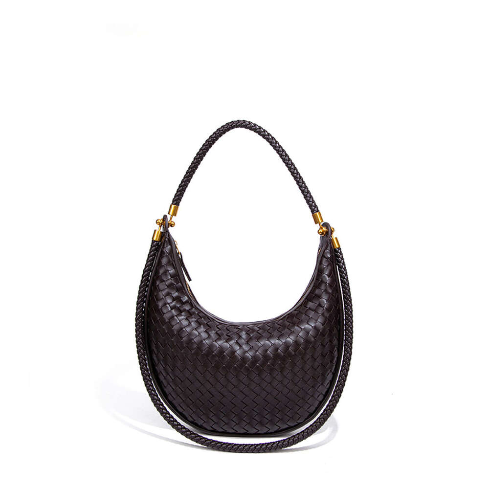 New French Style High-End Hand-Woven Light Luxury Simple Shoulder Underarm Crescent Bag Commuting Versatile Handbag