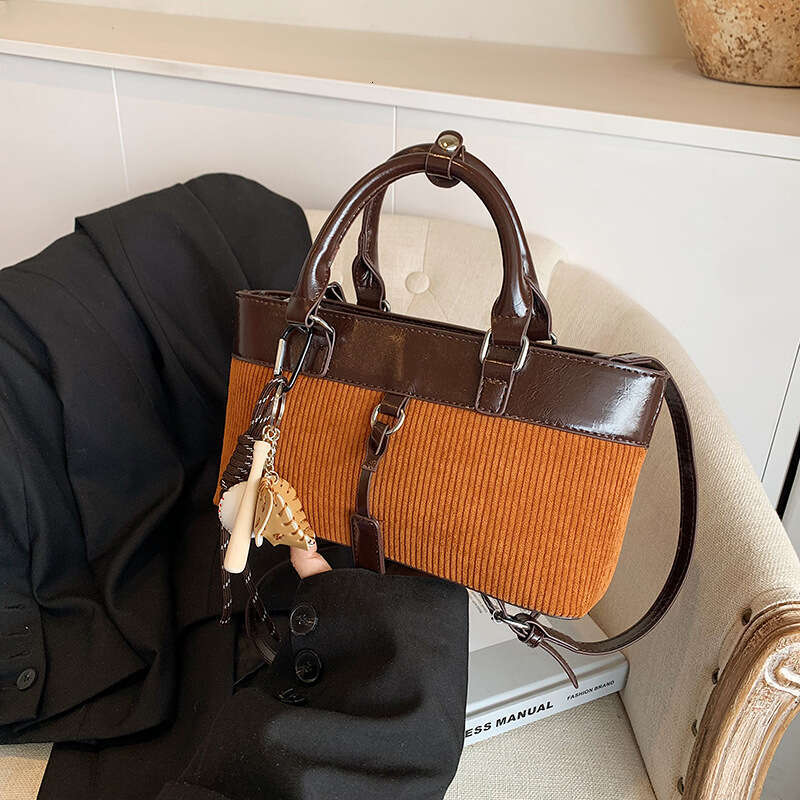 Super Popular Niche Color-Block Women 2024 New Autumn Winter Versatile Crossbody Fashion Handbag for Going Designer Bags Out Small Tote Bag