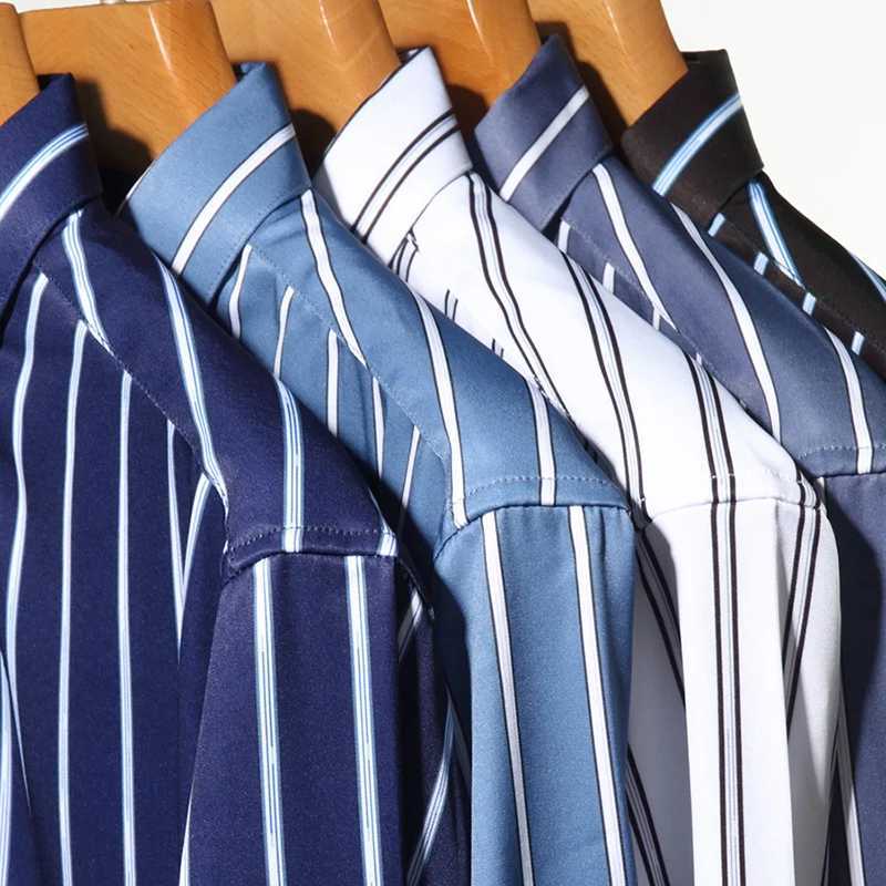 Fashion Stripe Stretch Mens Shirts Long Sleeve New AntiWrinkle Dress Shirts Male Button Slim Social Business Casual Shirt J251017