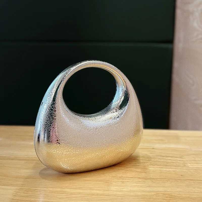 Silver new light luxury meniscus bag niche design highend handbag acrylic bag Z251017