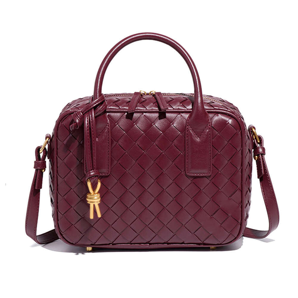 Handwoven Boston Pillow Commuting Versatile Handheld Camera Trendy Single Shoulder Crossbody Bag