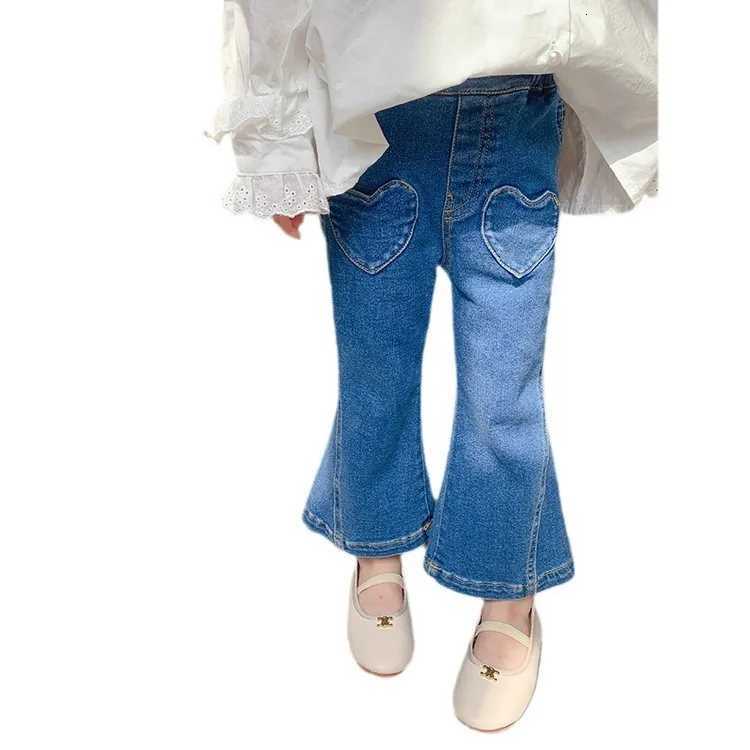 Girls denim flared pants Korean version 2025 spring and autumn new womens pants medium and childrens microelastic jeans oT251017