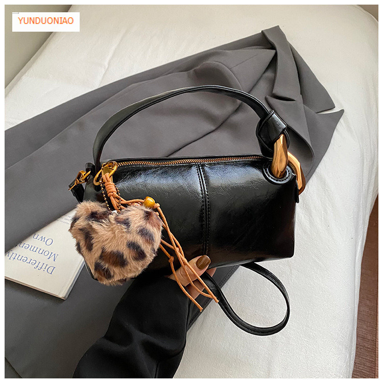 Autumn/Winter Retro Style Designer Bag Fashion Women's Shoulder Bag Luxury Handbag Fashion Trend Versatile Commuter Bag Women's Crossbody Ba