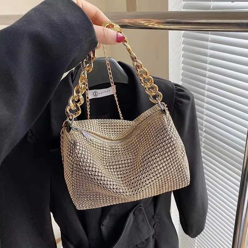 2025 early spring new popular fashion bright diamond niche diagonal shoulder bag handbag womens banquet bag Z251017