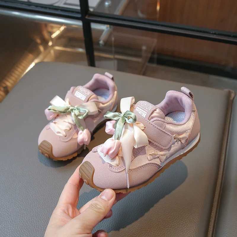 Girls Sports Shoes Sweet Flowers Children Fashion Sneakers Versatile Elegant 2025 Brand New Kids Causal Princess School SneakersT251017