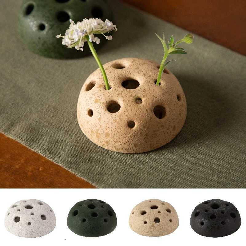 Creative Lotus Seedpod Ceramic Vase Zen Tea Table Desktop Japanese Ikebana Flower Arrangement Utensils Ceramic Stone Sand Decor C251017