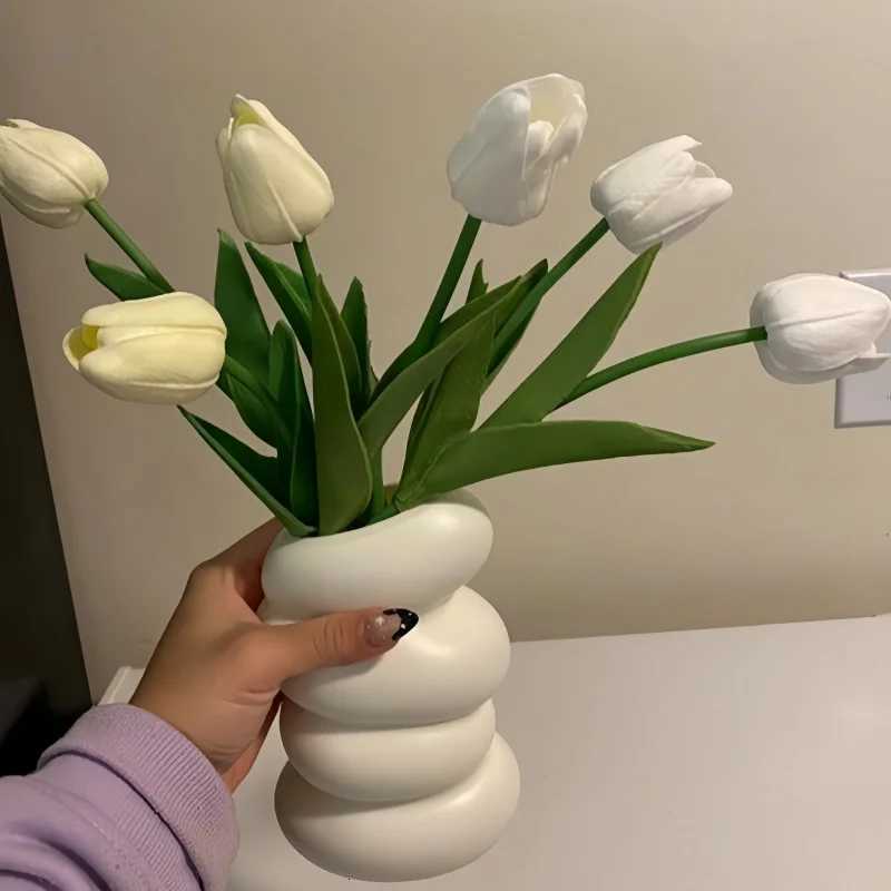 1piece creative vase Ins style light luxury highend spiral plastic home decoration living room flower arrangement decoration C251017