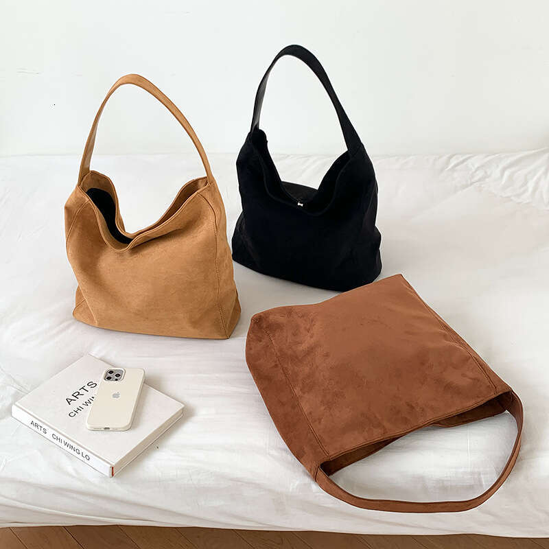 Autumn New Large Capacity Textured Korean Style Single Shoulder For Women Commuting Suede Tote Bag Casual Versatile B5