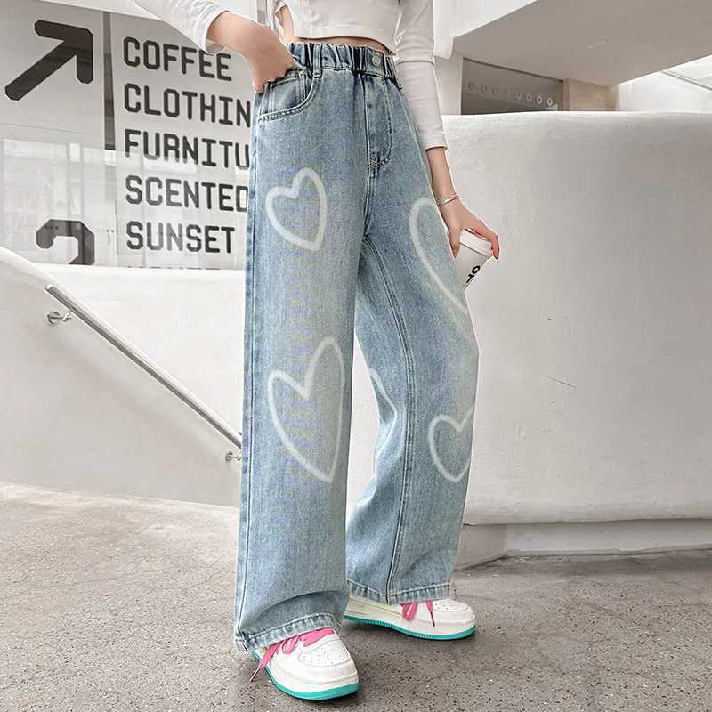 Big Girls New Arrival Jeans with Heart Pattern 2025 Spring Autumn High Quality Fashion Wide Leg Pants Kids School Loose TrousersT251017