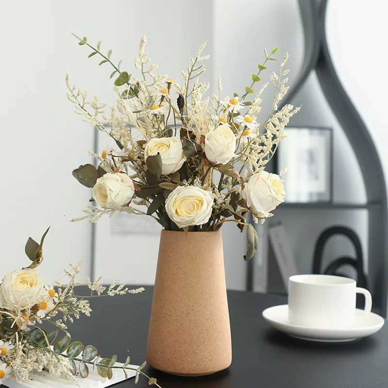 Artificial Rose Flowers Restic Silk Burnt Edge Vintage Rose with Stem for Home Bridal Wedding Party Floral Bouquet Decoration C251017