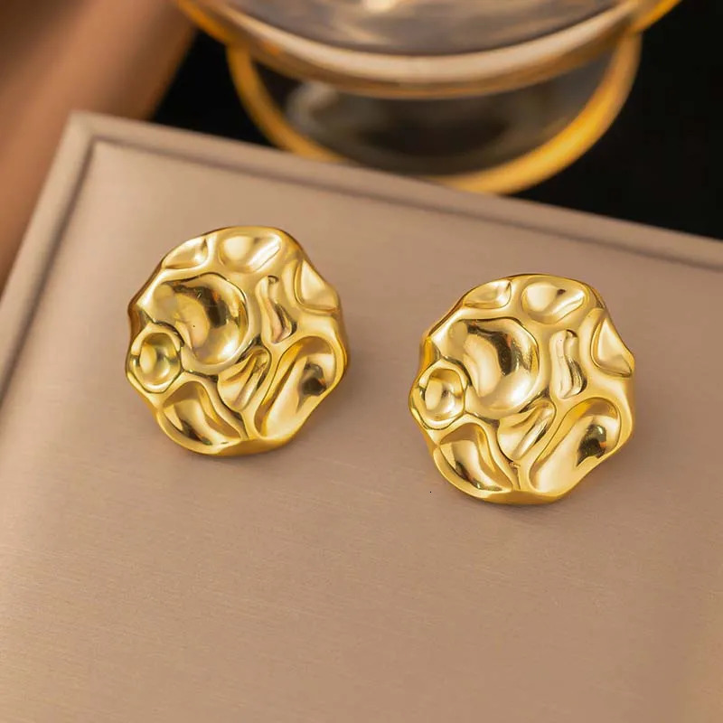 Stainless Steel Metal Irregular Pleated Stud Earrings For Women Vintage Gold Color Heart Geometric Temperament Earrings 2024 251016