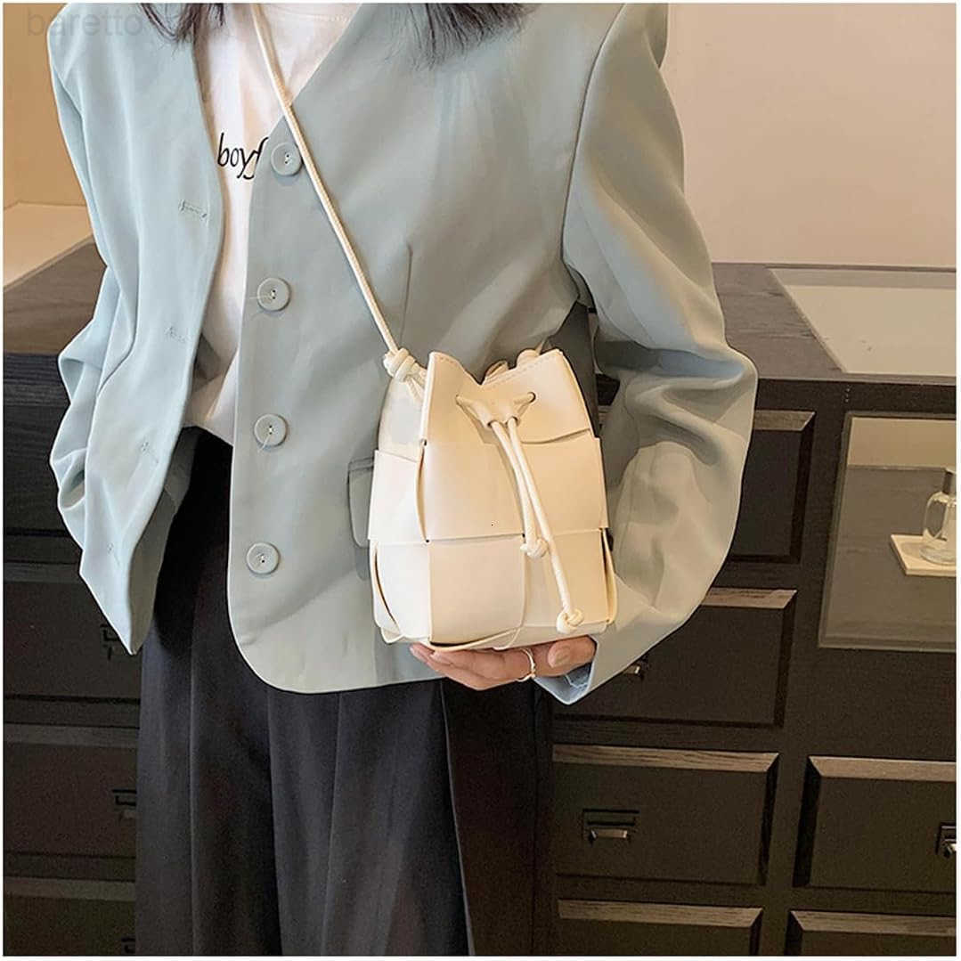 Mini Woven Bucket Bag for Women PU Leather Small Hobo Handbag Square Lattice Drawstring Crossbody Handbags Soft Z251017