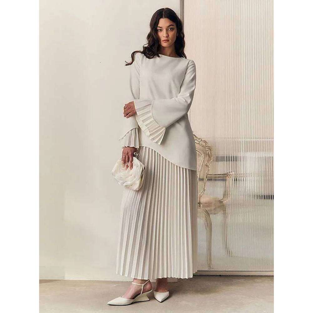 2025 Women Fashion O-neck Patchwork Long Dress Elegant Solid Flare sleeve Pleated High Waist Slim Dresses Lady Summer Chic Robes