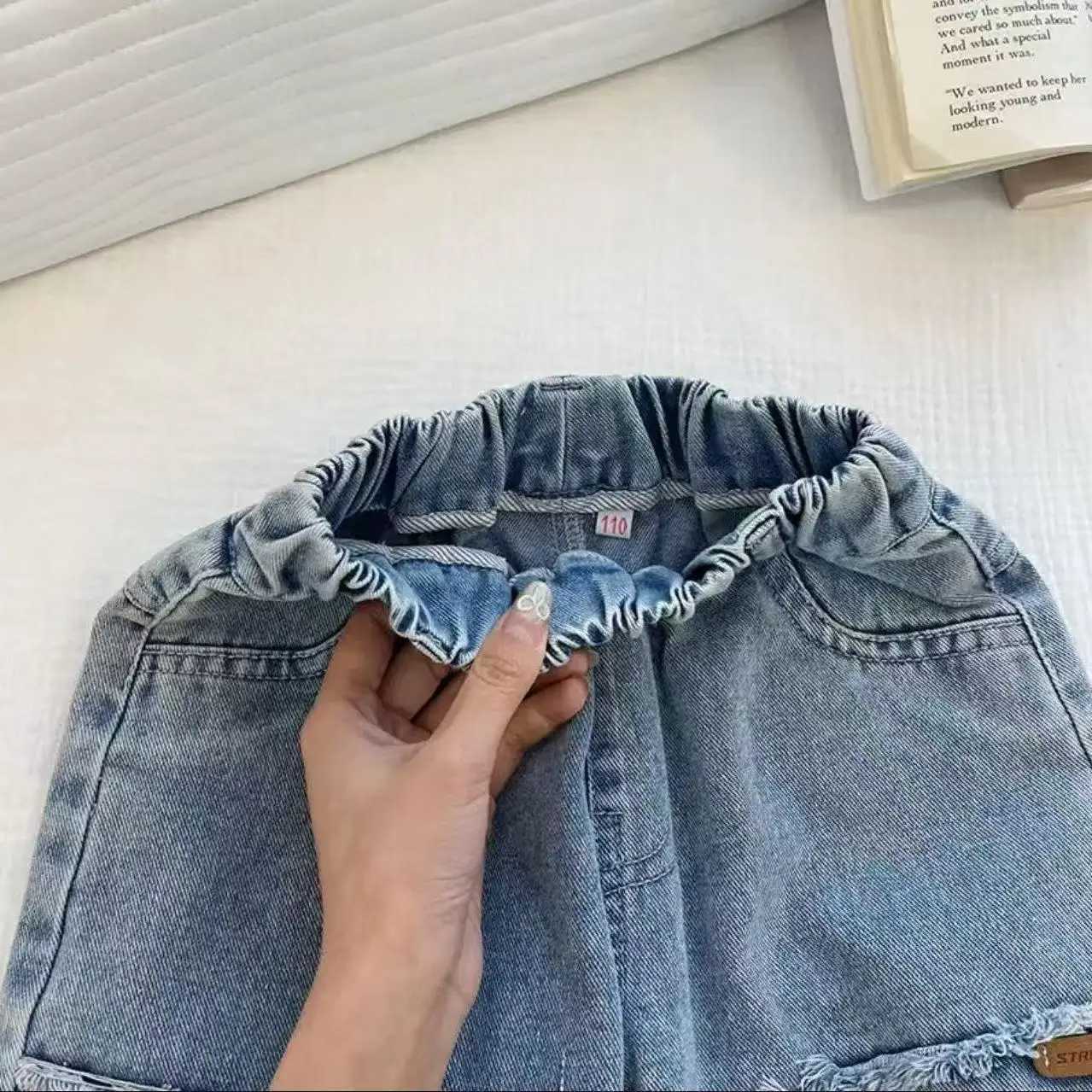 Boys Broken Hole Spring and Autumn Jeans 2025 New Style Childrens Western Style Casual Versatile Loose PantsT251017