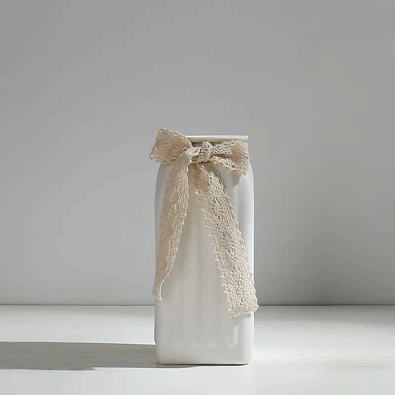 Literary White Fresh Dried Flower Vase Ceramic Hydroponic Flower Arrangement Device Starry Sky Living Room Modern Ornament Decor C251017