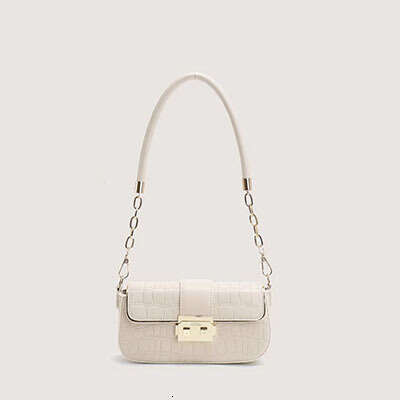 2025 New Single Shoulder Crossbody Spring Summer Women's Simple Elegant Square Versatile Small Bag