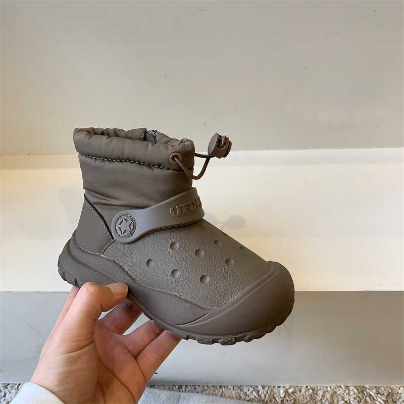 Childrens Snow Boots 2025 Winter Girls Thick Cotton Shoes with Fleece Lining Boys Cotton Boots Warm Baby Shoes Waterproof W251017