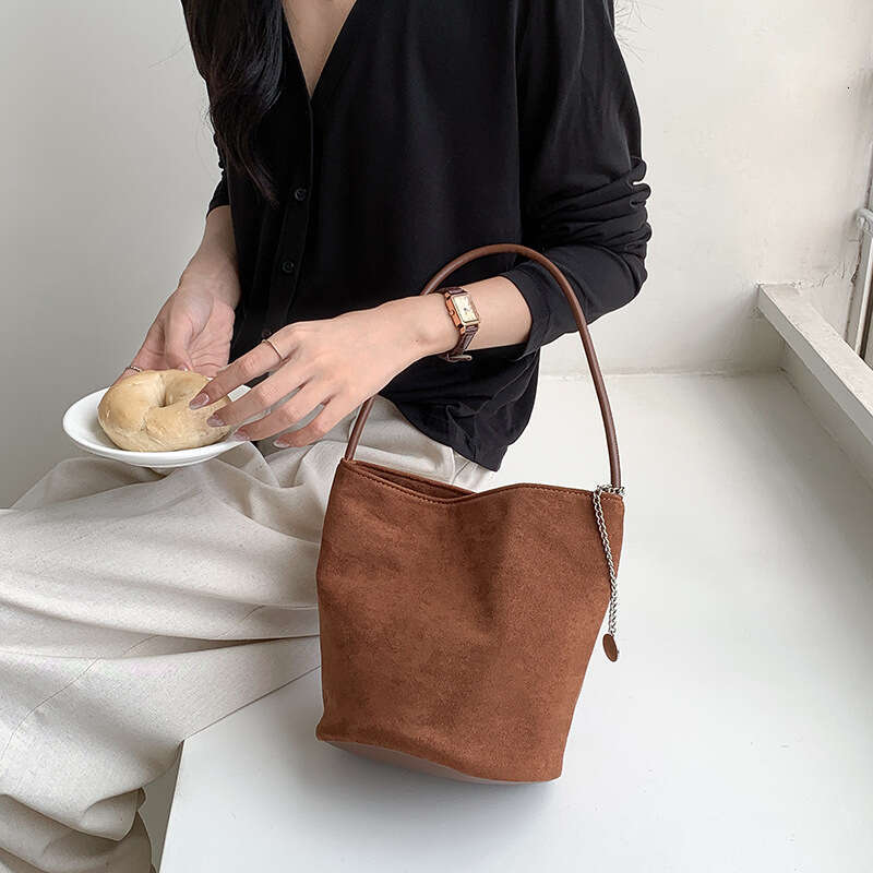 Autumn Winter New Suede Leather Elegant Fashion Bucket Bag Large Capacity Versatile High-End Commuter Handbag For Women B5