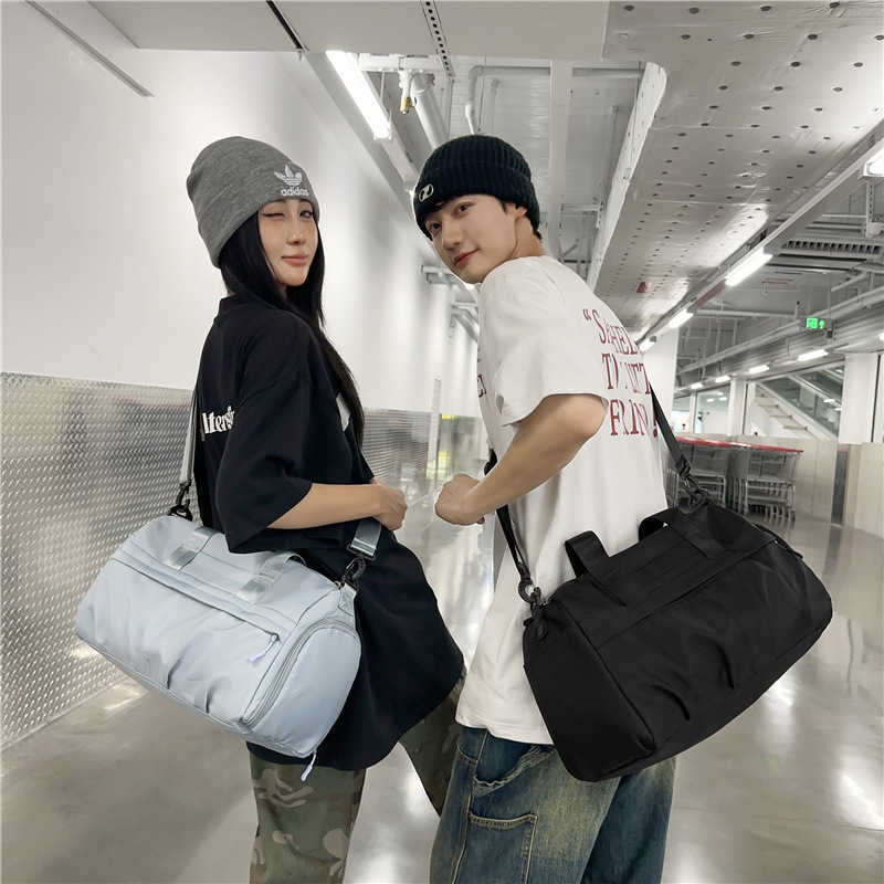 Lightweight Single Shoulder Handbag for Short Trips, Dry and Wet Separation, Large Capacity Sports Training Bag, Trendy Fashion Travel Bag 250415