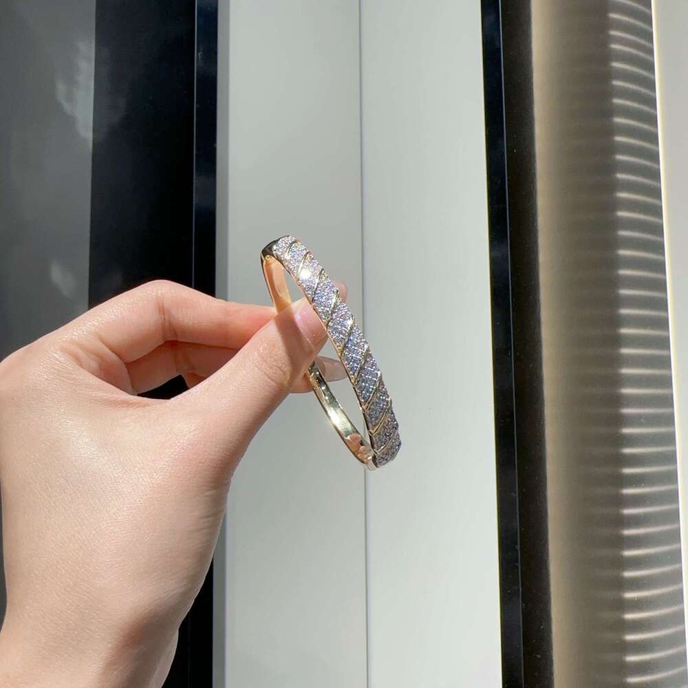 Light Style Full Dia Spiral Pattern Gold-Plated Bracelet Fashionable Exquisite Korean Design Live Streaming Jewelry