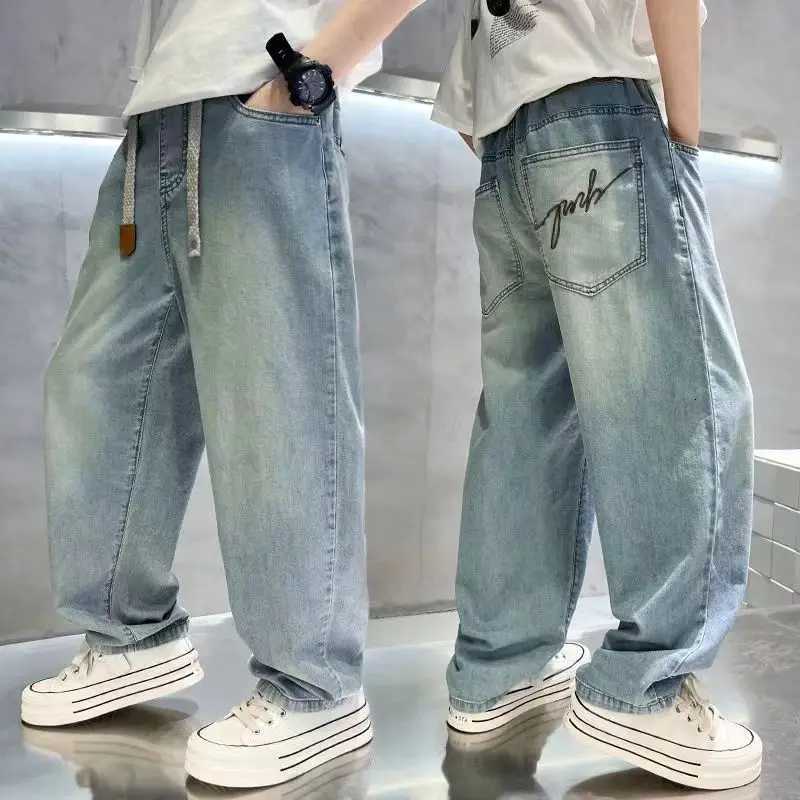 Autumn Toddler Kids Boys Jeans 2025 Versatile Casual Letter Print 48Y Boy Demin Pant Mid Waist Simple Little Boy Loose PantT251017