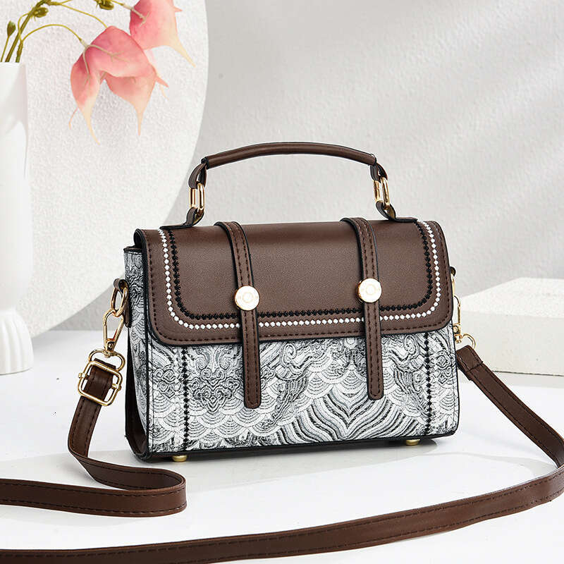 2025 New Women's National Style Embroidered Handbag Versatile Mini Shoulder Crossbody Small Square Bag for Women