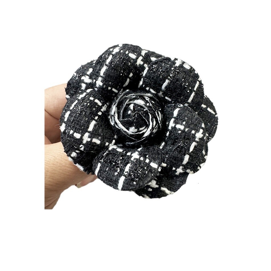 designer brooch suqi exquisite 7cm small style tweed camellia pin for women french highend fashion accessories brooch