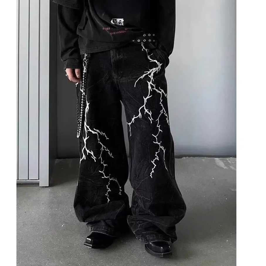 Vintage 1 Style EmbroideRed Bolt Jeans For Men And Women Casual Loose Fit Straight Leg Hip Hop Streetwear1 Y251105