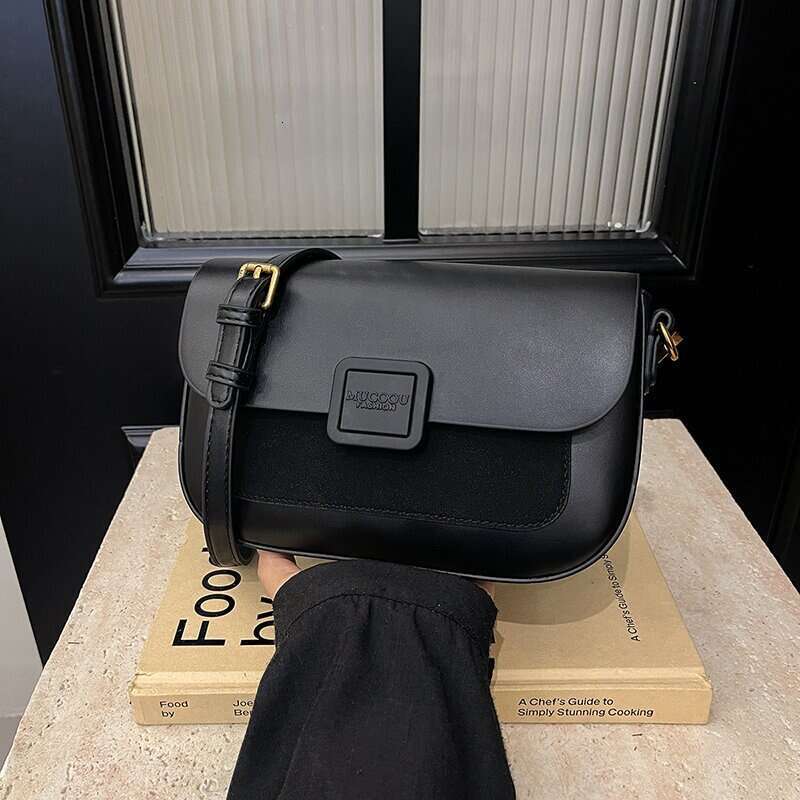 High-end Fashion Tofu Autumn Winter Internet Celebrity Versatile Small Square Light Luxury Niche Single Shoulder Crossbody Bag