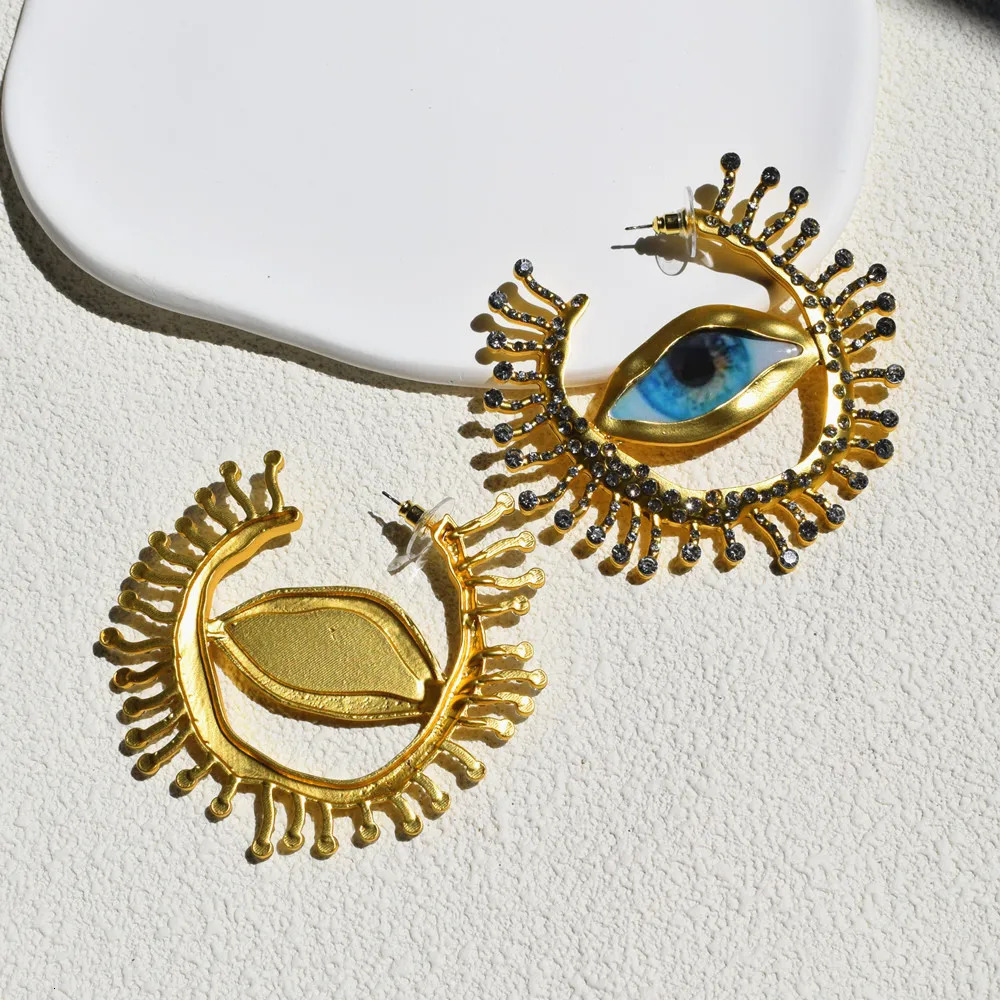 Exaggerated Baroque Style Alloy Big Eyes Hoop Earrings For Women Fashion Jewelry Vintage Ethnic Ears Accessories Arrival 251016