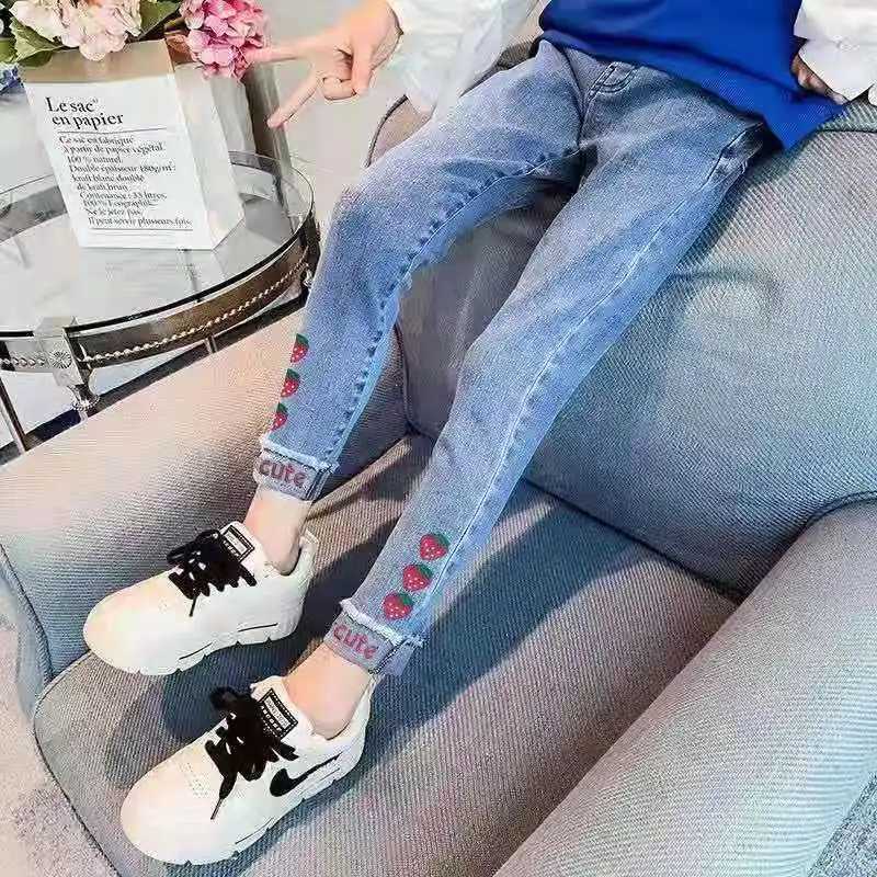 Girls Jeans Spring and Autumn New Style Girls Pants Large Childrens Casual and Loose Baby 46 8 10 12 Ages Jeans for GirlsT251017
