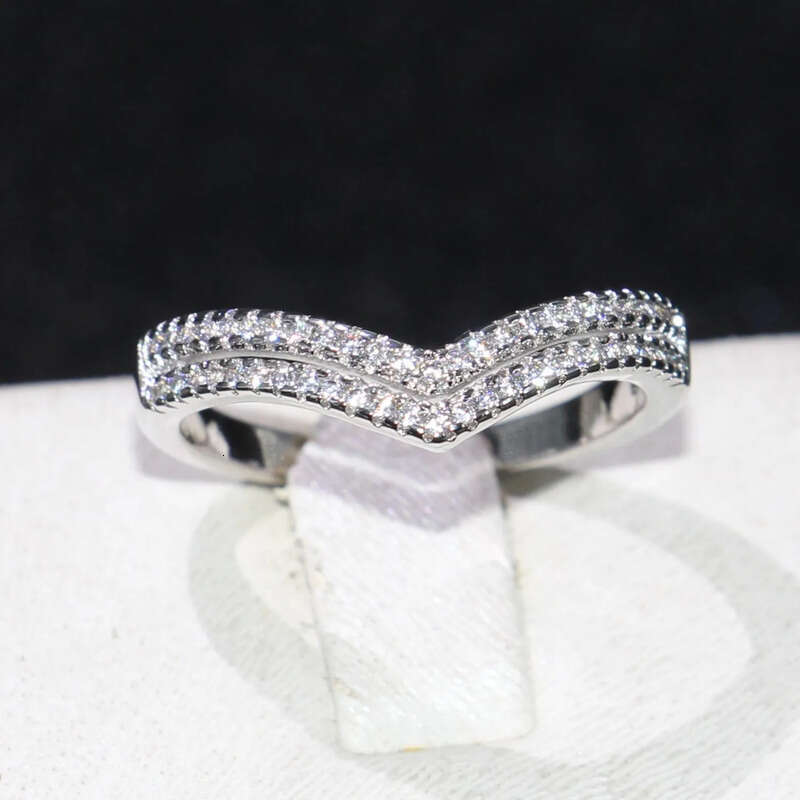 Double V Style Cute Jewelry Sterling Sier Pave White Sapphire CZ Dia Party New Female Wedding Band Ring For Lovers' Gift