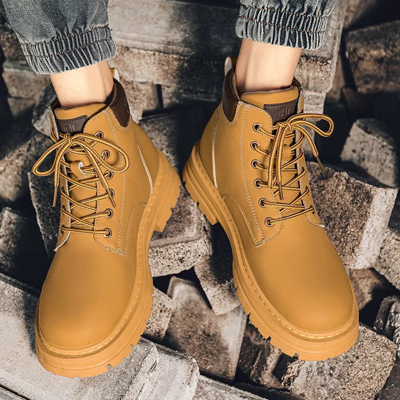 Mens high top boots four season outdoor work shoes anti slip and comfortable yellow boots fashion British casual leather boots 251013