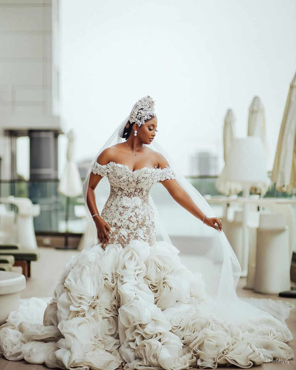 Luxury Mermaid Wedding Dress Off Shoulder Bridal Gowns Shine Appliques 3D-Lace Flower Tail Vestina De Novia Plus Size Customized H252568