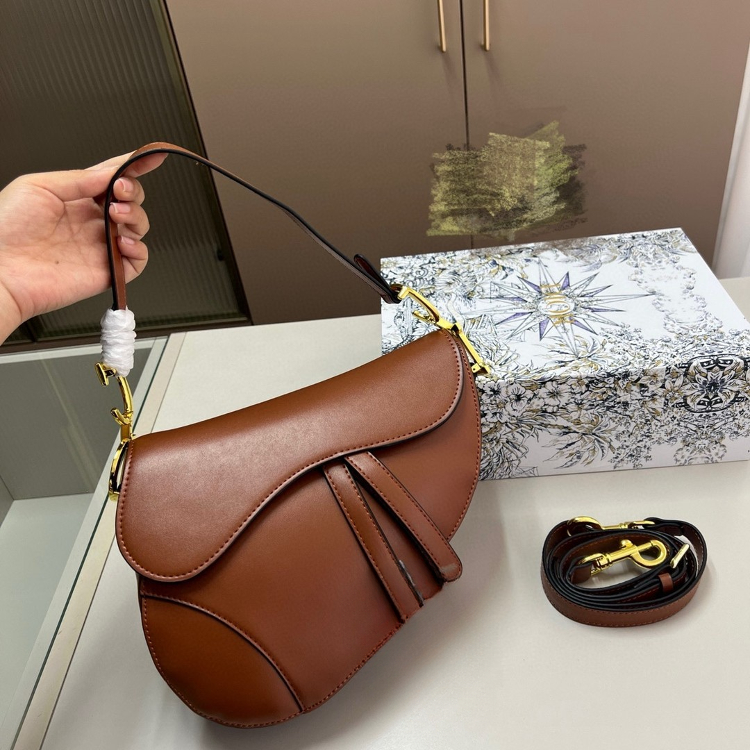 Luxury handbag retro high-quality explosive classic saddle bag D women's crossbody bag fashionable and versatile shoulder crossbody bag for daily