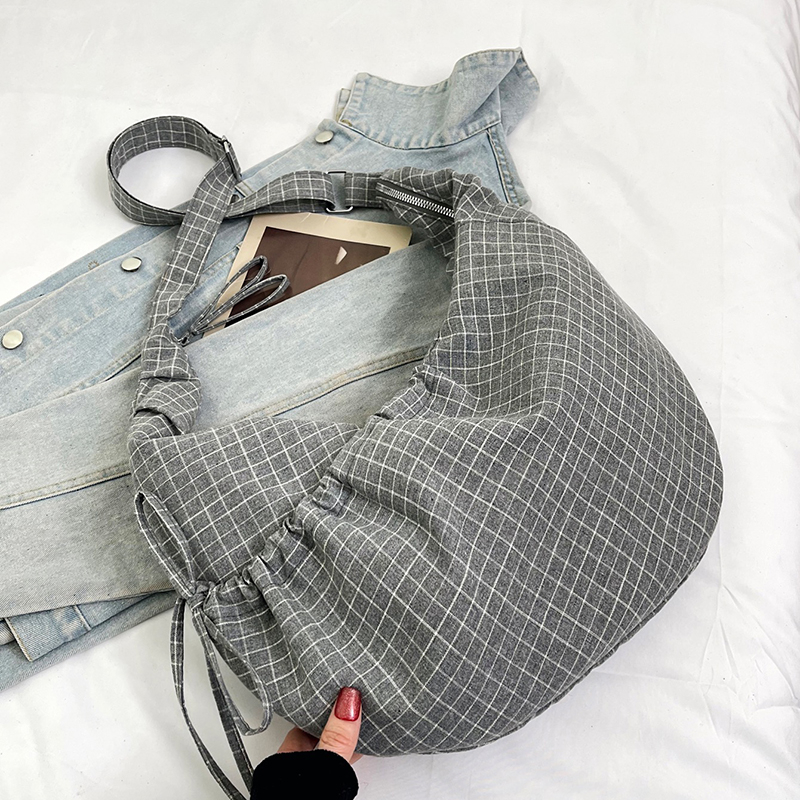 New Fashionable Women's Compact Phone Bag Autumn Large Capacity High end Student Versatile Leisure Minimalist and Niche Shopping Commuter Shoulde