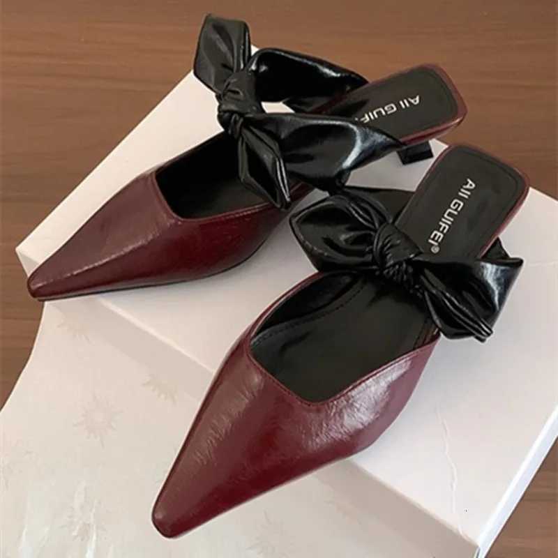 Sweet Butterflyknot Lowheeled Slippers Women Elegant Pointed Toe Slingback Slide Sandals Comfort Concise Designer Office Shoes Z251015