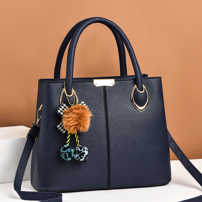 Designer bag New minimalist and stylish versatile handbag with trendy large capacity tote bag for woman white blue black grey