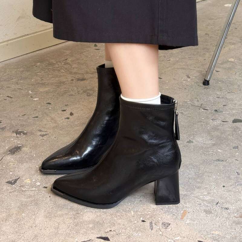 Cameido French Minimalist Pointed Toe Chunky Heel Short Boots