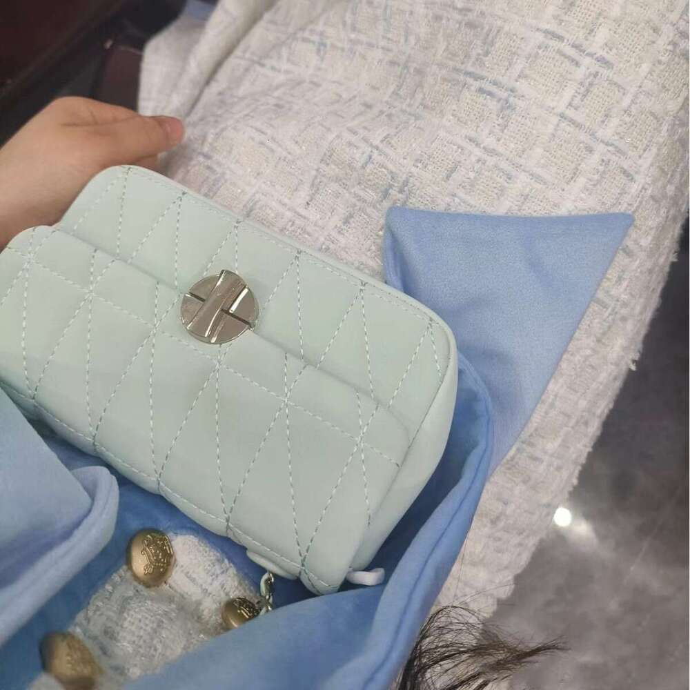 2025 Same Style Niche High-End Chain Women's Quilted Single Shoulder Crossbody Commuter Underarm Small Square Bag,designer bag Luxury Bag bag tot