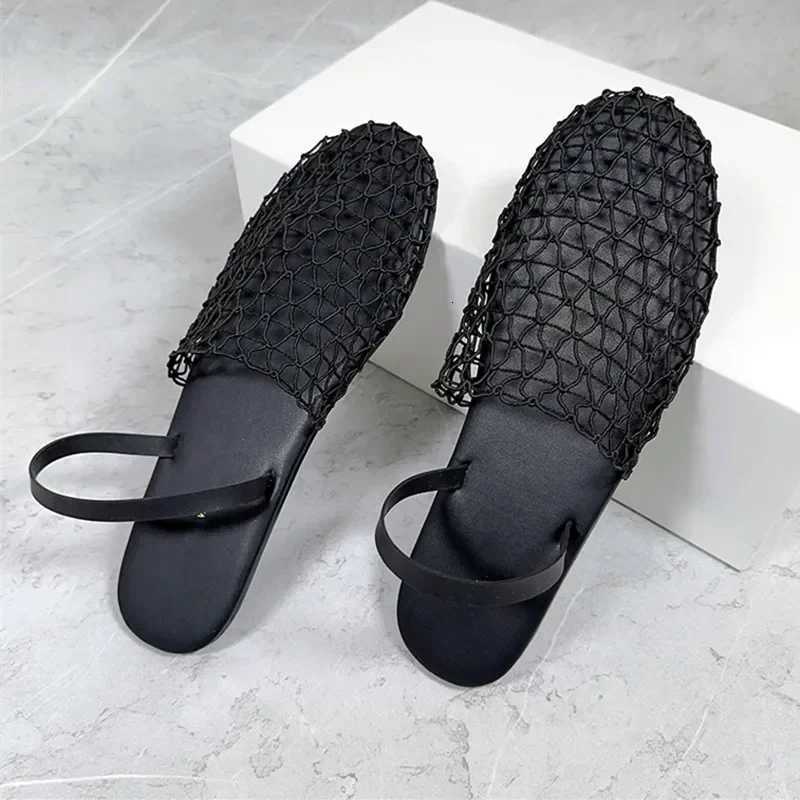 Novelty Mesh Flat Sandals Women Designer Weaving Hollow Breathable Mules Slippers Summer Light Comfort Slingbacks Slide Sandals Z251015