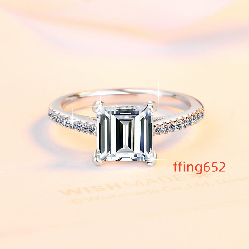 Fine Jewel Designer Luxury Love Engagement Emerald Wedding Party Gift S925 Sterling Silver VVS1 Moissanite Ring of Woman Ladies