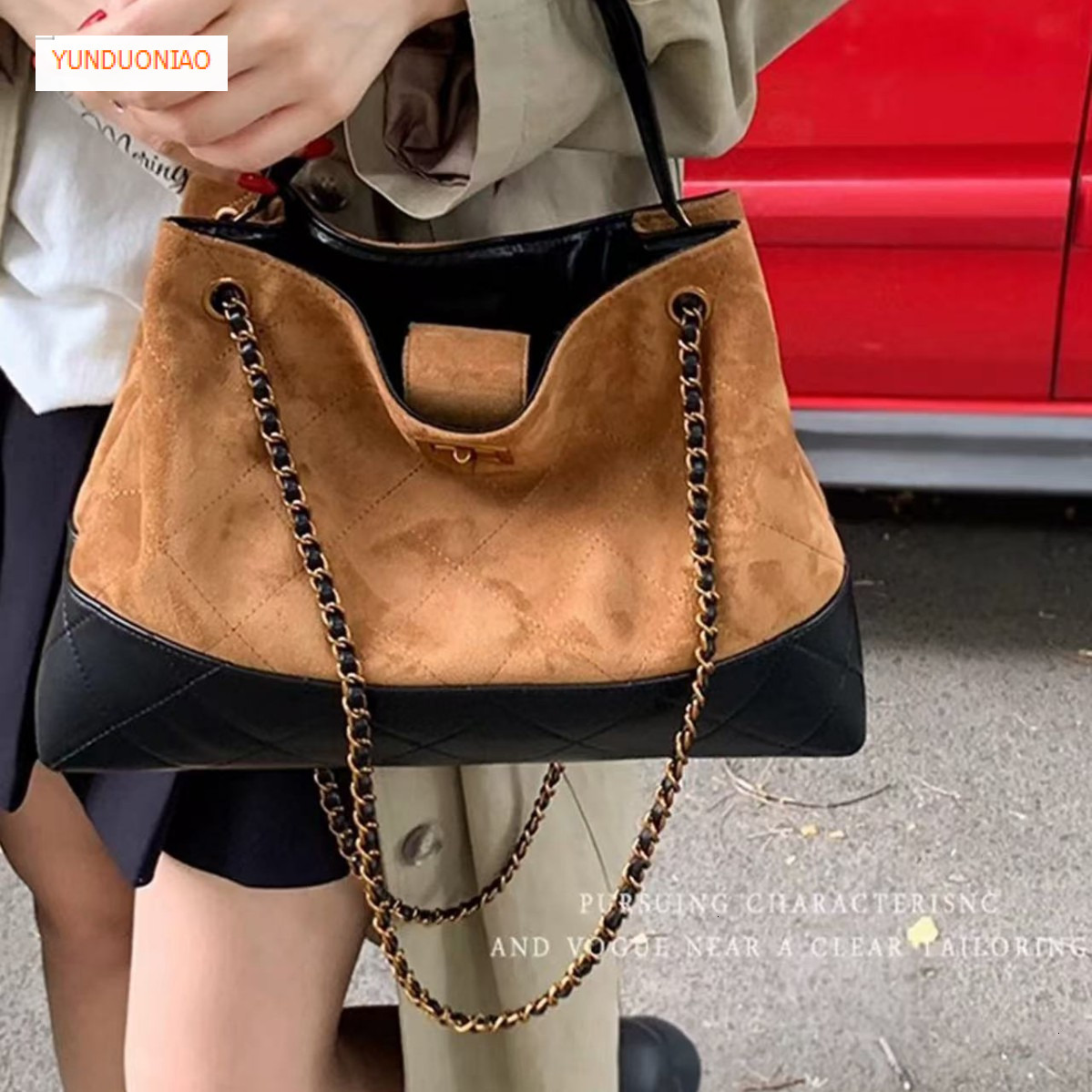 Autumn and winter new luxury handbag new matte suede splicing quilted designer bag chain style large capacity women's shoulder bag